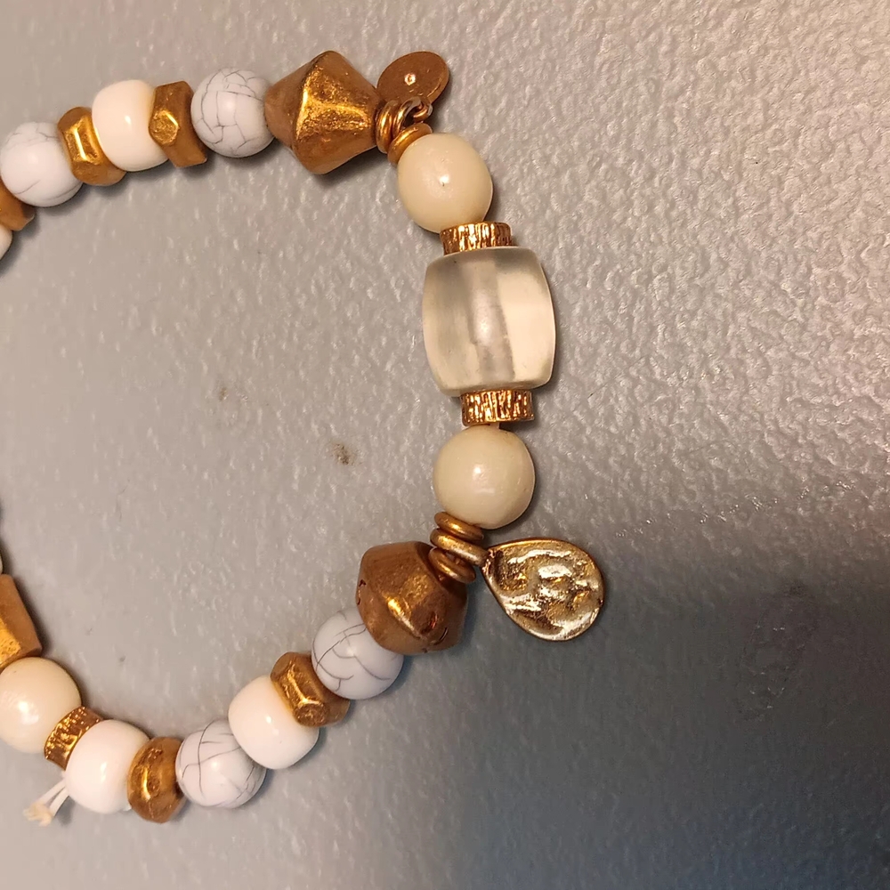 Multicolor Vintage Pearlesque Jewelry Set - Picture 6 of 8